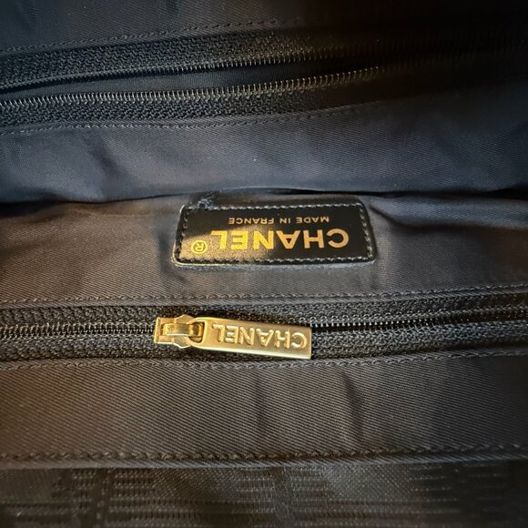 Chanel Travel Line Black Logo Embossed Nylon Tote Bag - Excellent Condition - Picture 4 of 5